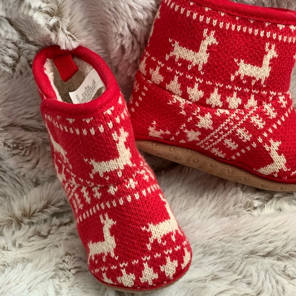 Old Navy Reindeer NB Booties - Picture 7 of 10
